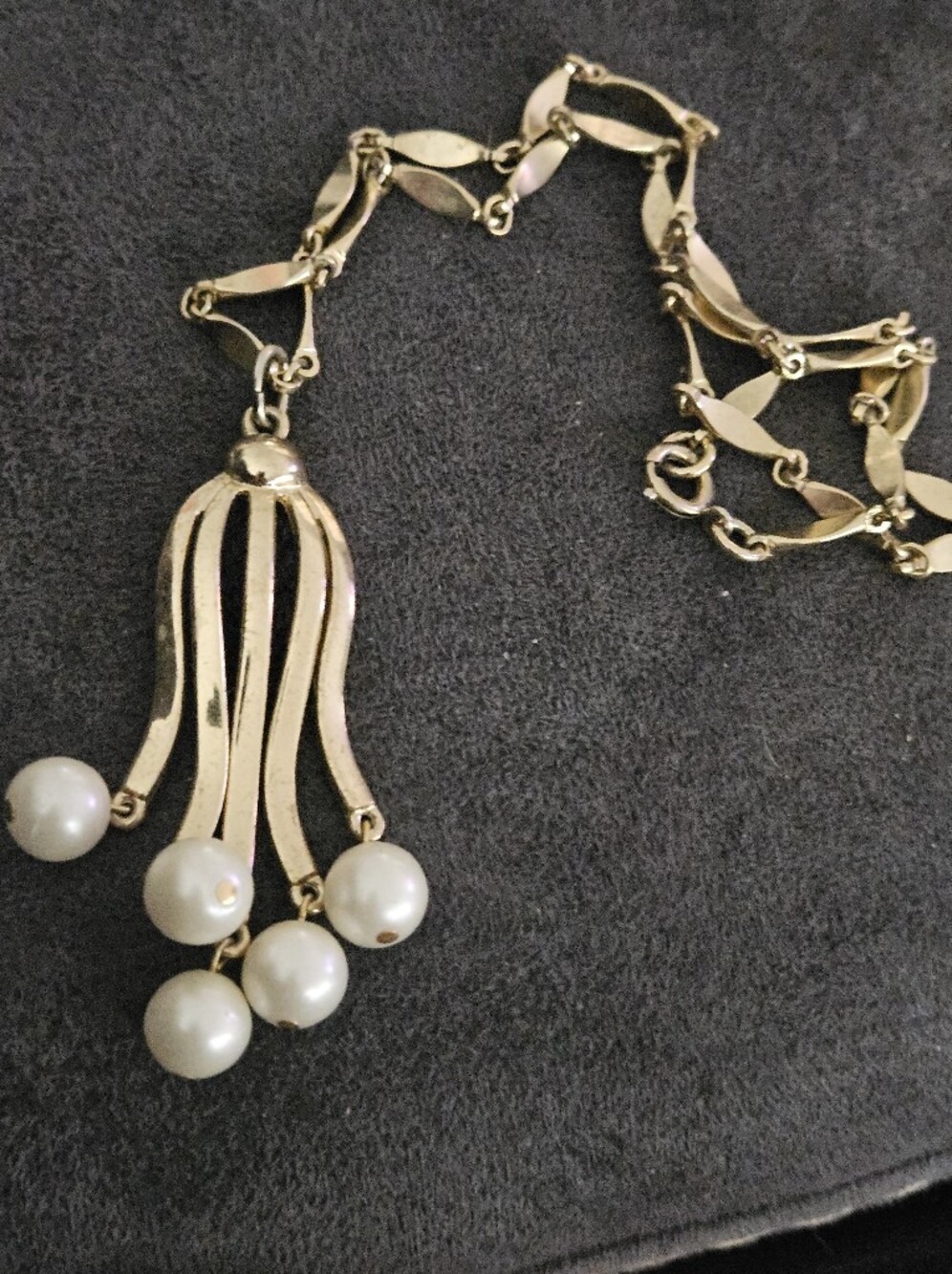 Vintage Sarah Coventry Pearl Necklace Gold Tone Waterfall Tulip Pendant 1950s